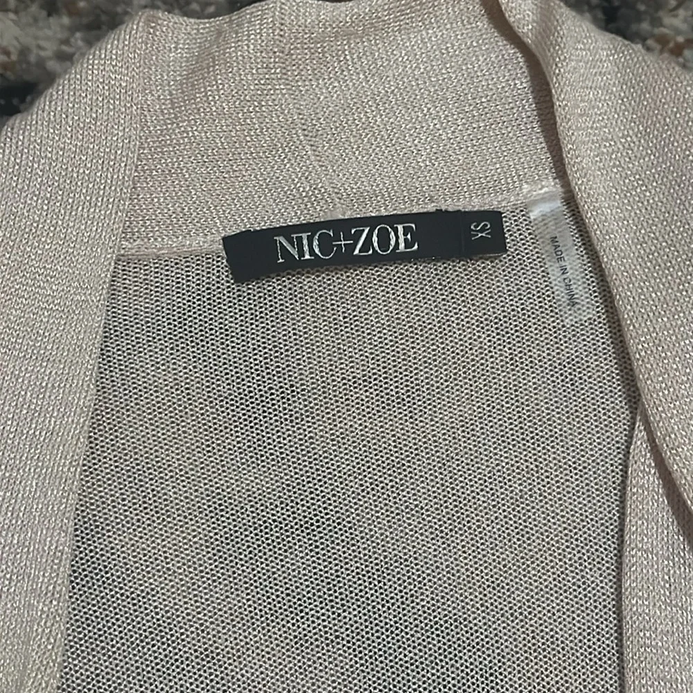 NWOT. Nic+Zoe Elegant Cream featherlight thin Sweater Cardigan. size XS. Silk. - Picture 2 of 6